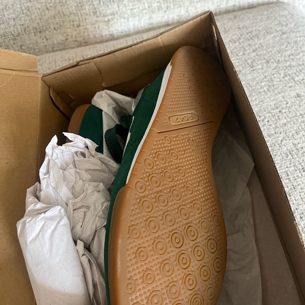 NWT New Balance RC42 Sneakers in Original Green and White - Picture 4 of 7